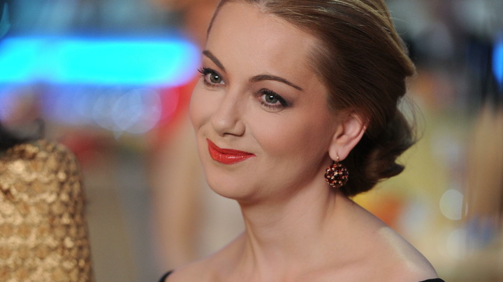 Молчи в тряпочку: Ольга Будина шуткой ответила на безумства пандемии