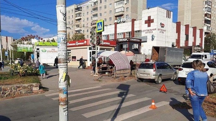 Женщина на Мазде сбила 10-летнего мальчика на самокате в Миассе