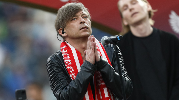 Второй провал Би-2 подряд: Почему не задались каникулы музыкантов в Турции