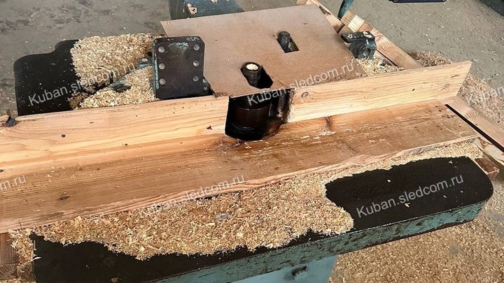 В Каневском районе пойдёт под суд замглавы завода, где рабочему оторвало пальцы