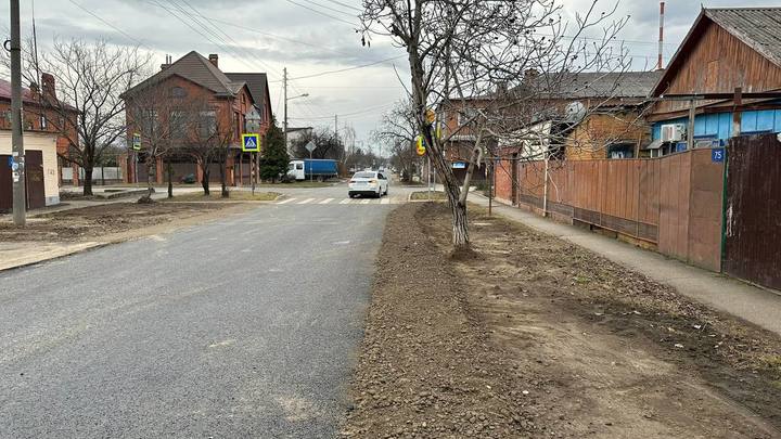 В Краснодаре дорожники завершают ремонт улицы Полины Осипенко