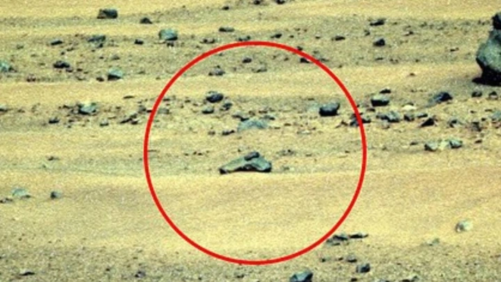 Есть фото с «пистолетом пришельцев» на Марсе: NASA обвинили в утаивании правды