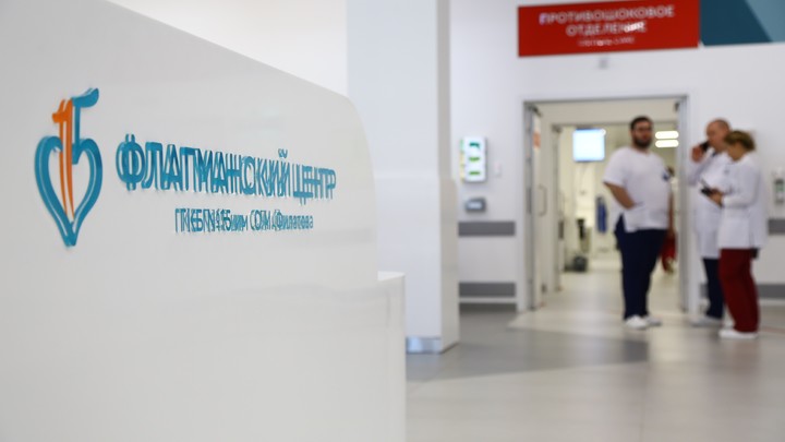 Минздрав России разрешил снова проводить исследования обновлённой вакцины “Спутник V”