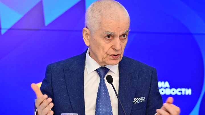 Геннадий Онищенко: четырехдневная учебная неделя увеличит нагрузку на учащихся