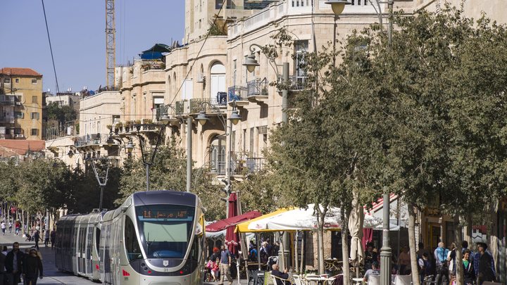 Израиль собирается вернуть русских туристов