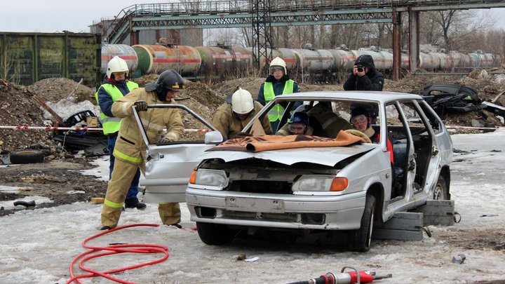 Угрожал оружием и скрылся: Авария с пьяным начальником ГИБДД попала на видео