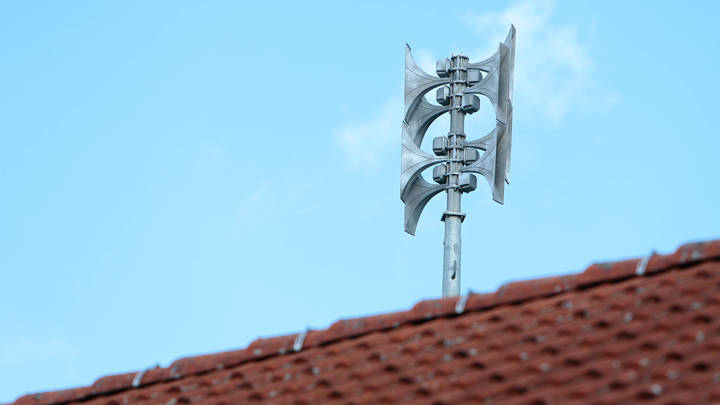 Почти в каждом городе России взвоют сирены: МЧС предупреждает