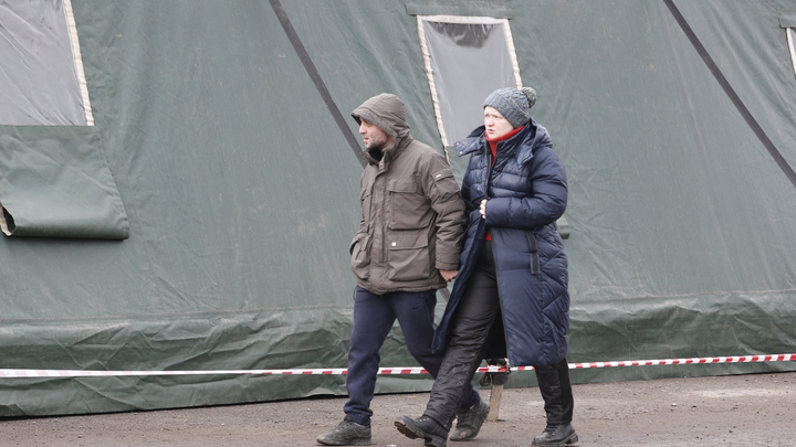 Украину ненавидим: Беженцы из Мариуполя разоблачили киевских защитников