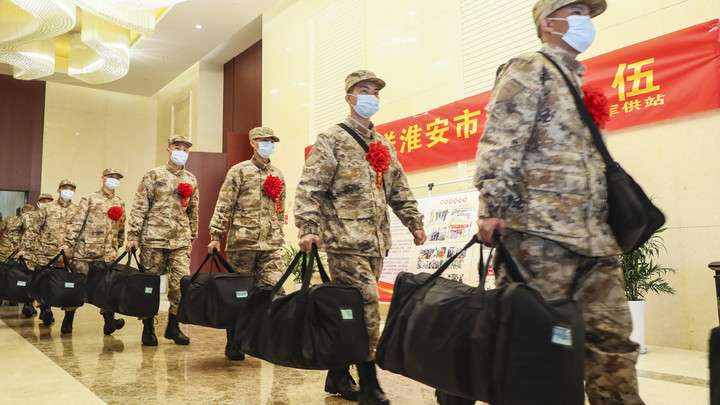 Китай отменил рейсы у Тайваня: Кадры из Фуцзяни сказали о многом