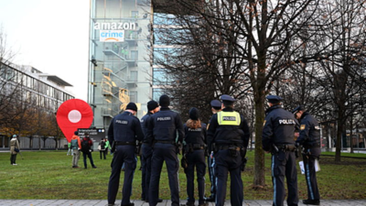 Американцы, идите домой!: в Германии масштабная акция протеста - немцы устроили бунт