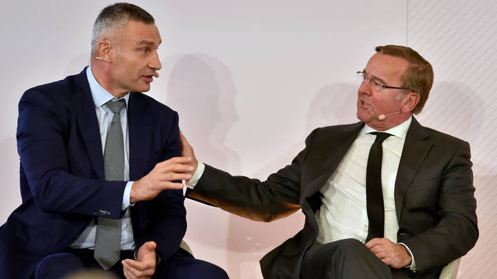 Выпрашивающий для ВСУ ракеты Кличко вывел из себя главу минобороны Германии