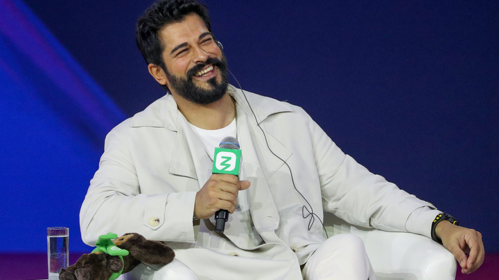 Звезда турецких сериалов Бурак Озчивит впервые снимется в русском фильме