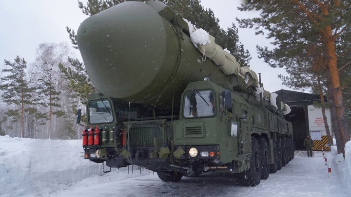 Песков сообщил о реакции Путина на тренировку ядерной триады