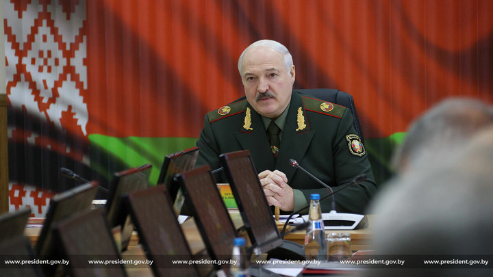 Лукашенко о визите Байдена в Киев: На коне войны прискакал в избирательную кампанию