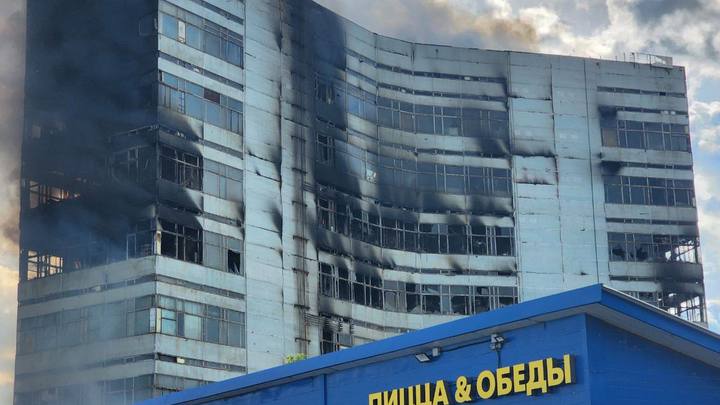 Горящее во Фрязино здание не имеет отношения к НИИ «Платан»