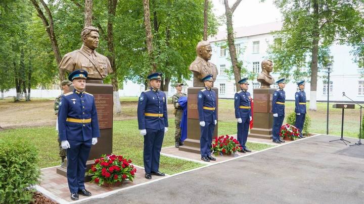 В Ивановской области отметили 55-летие 610 Центра боевого применения и переучивания ВТА