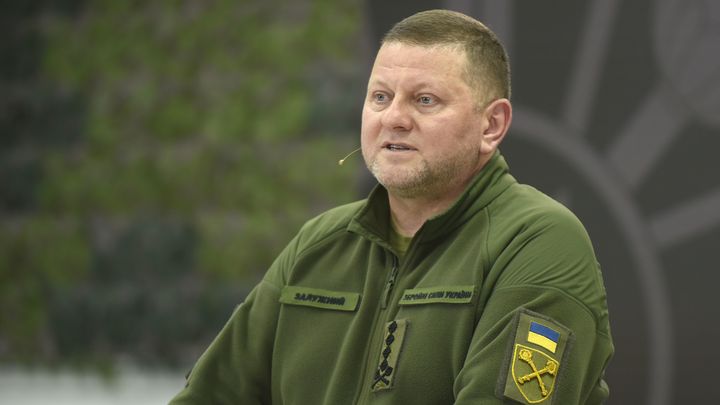 Залужный пригласил главу генштаба Польши совместно поработать в пунктах управления ВСУ