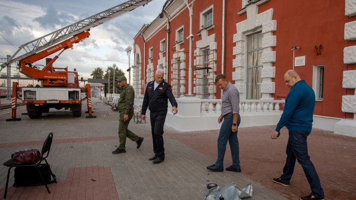 Роман Старовойт: Украинский беспилотник атаковал здание вокзала в Курске