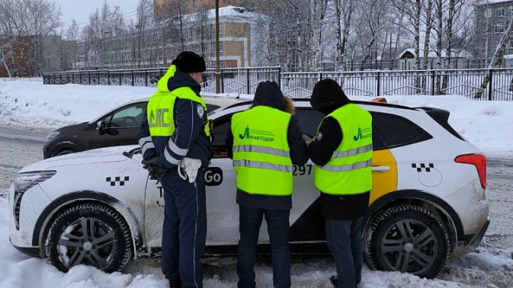 В Поморье проверили такси на легальность - нарушители нашлись