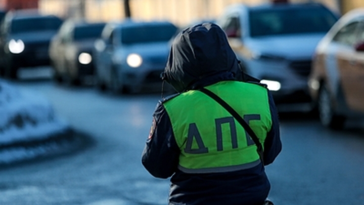 В Курганской области ГИБДД массово проверит тонировку на стеклах автомобилей