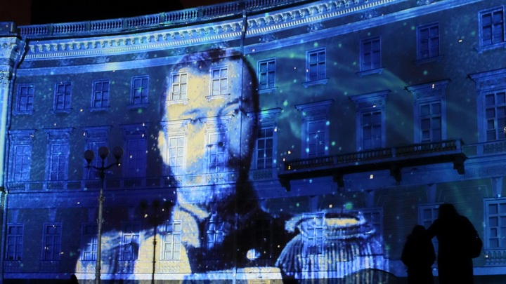 Кругом измена, и трусость, и обман. Россия помнит главное предательство ХХ века