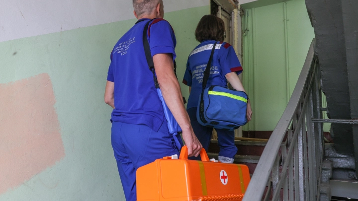 Минздрав разрешил фельдшерам принимать роды на фоне большого дефицита кадров