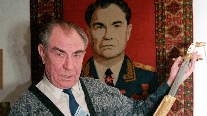 Михаил Делягин рассказал, чем ему запомнился последний Маршал СССР Дмитрий Язов