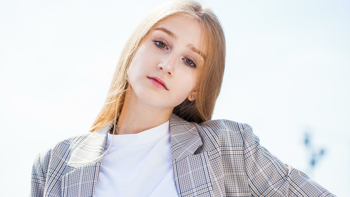 Стилист назвала пиджаки и рубашки устаревшим дресс-кодом для офиса