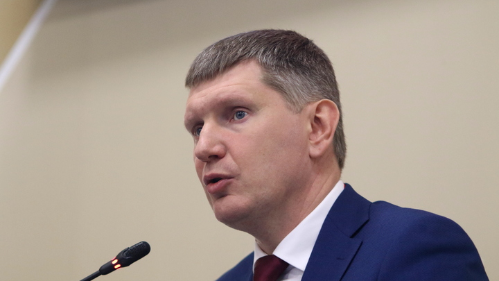 Делягин лично задал неудобный вопрос Решетникову: Министр ответил обстоятельно