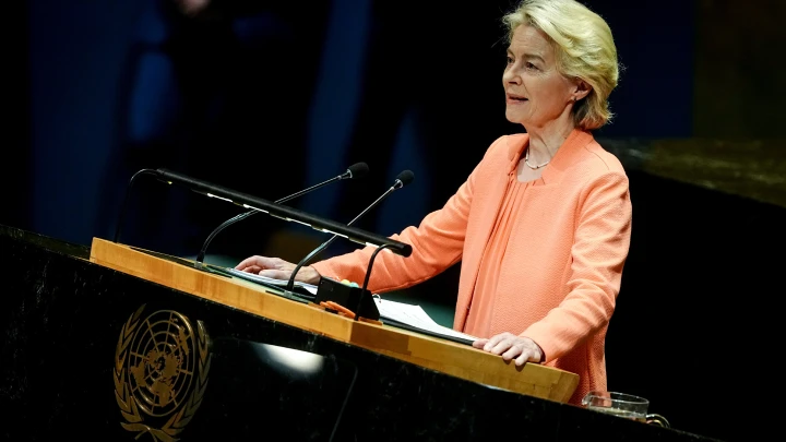 Фон дер Ляйен высмеяли в прямом эфире: ЕС выдал план ограбления России в духе барона Мюнхгаузена