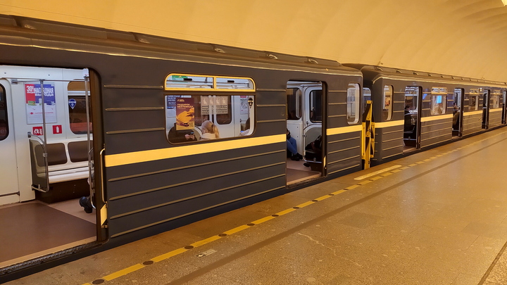 Жителей Петербурга могут перестать пускать на станцию метро “Чёрная речка”