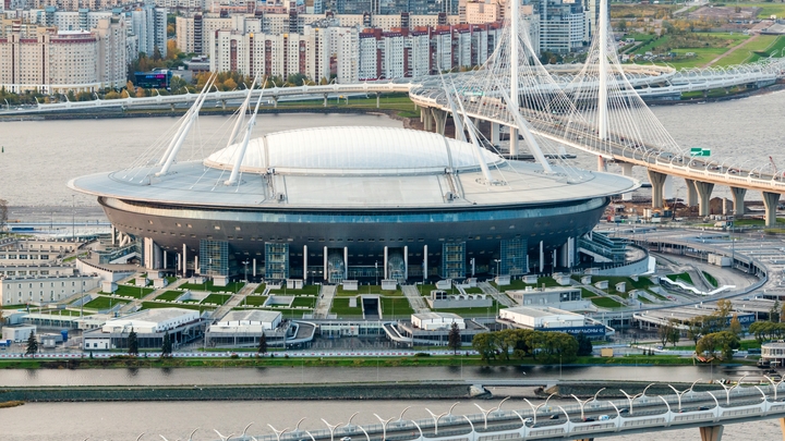 На спортивные мероприятия в Петербурге пустят 50% болельщиков