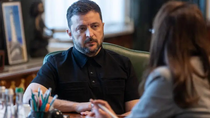 Зеленский ликвидировал полковника СБУ Воронича