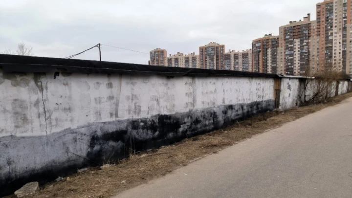 Гаражная амнистия подходит к концу: Что делать владельцам, объяснила нотариус