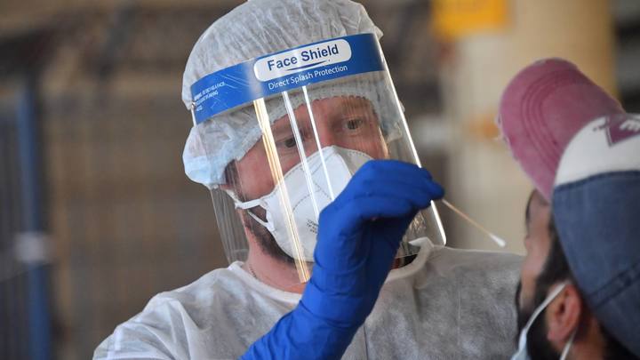 +99: На Кубани COVID-19 заразились 67 женщин и 32 мужчины