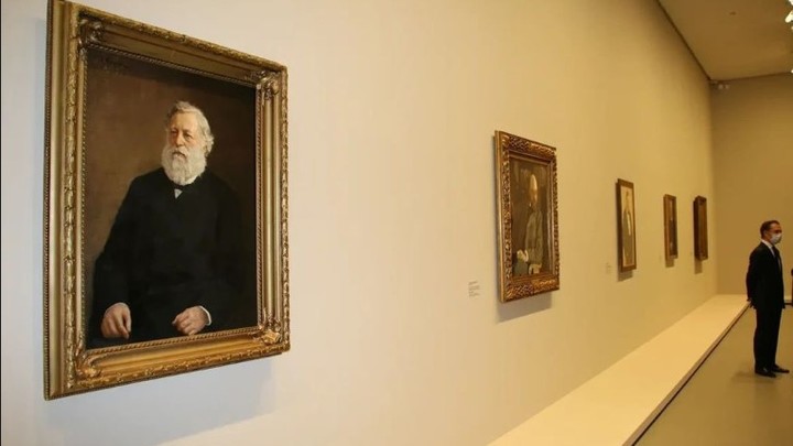 Полтора месяца во французском плену: В Россию вернулась коллекция Морозовых