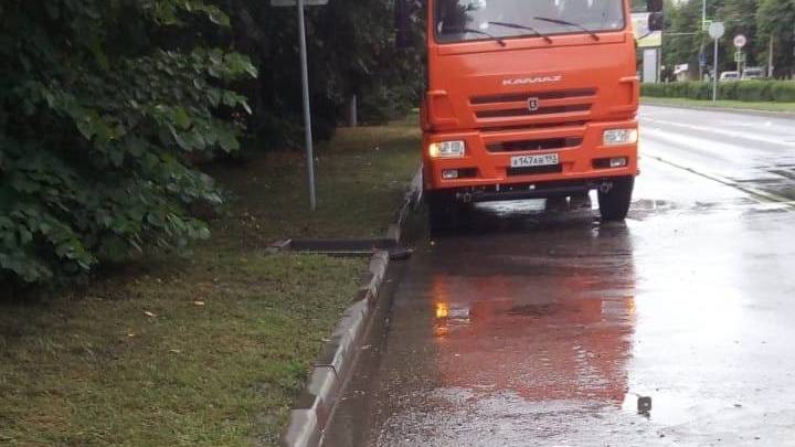 В Краснодаре после ливня остаются подтопленными 25 дворов и четыре частных дома