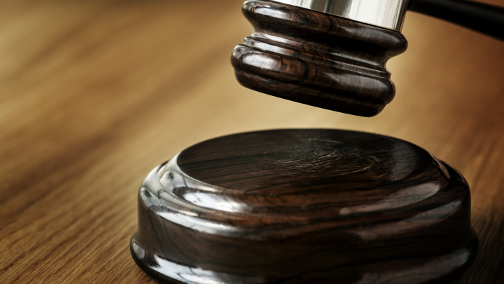 В Тюменской области 9-летняя девочка стала должницей по кредитам после смерти матери