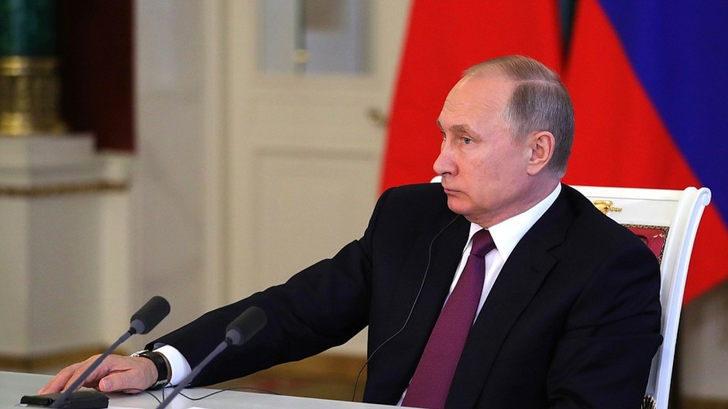 Путин вызвал на ковер временного главу Мордовии Волкова Путин вызвал на ковер временного главу Мордовии Волкова