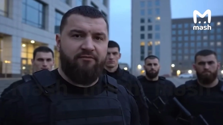 В Москве мошенники вымогают деньги у школьников от имени спецназа Ахмат