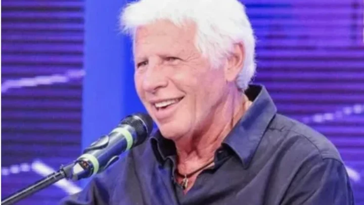 Итальянский певец и актер Сандро Джакоббе скончался в 75 лет после борьбы с раком