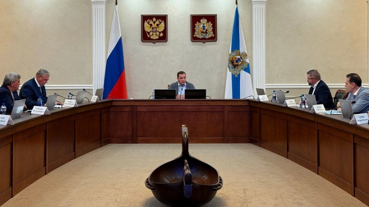 Будущее образования: Александр Цыбульский провел совещание по строительству Арктической звезды Будущее образования: Александр Цыбульский провел совещание по строительству Арктической звезды