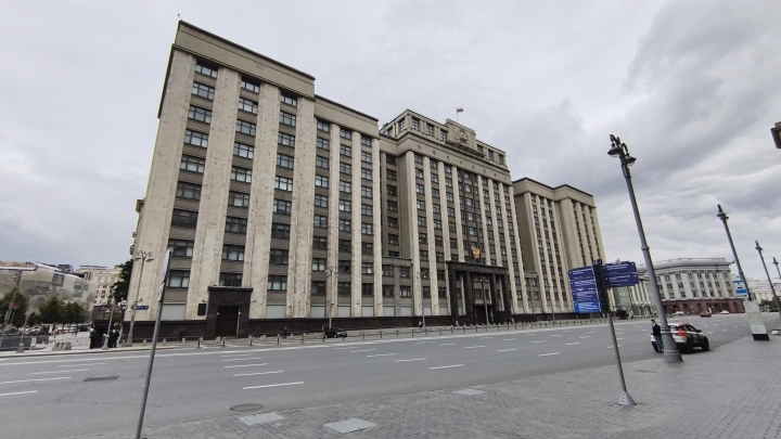 В Госдуме одобрили новые основания для выдворения иностранцев: разбор 45 пунктов