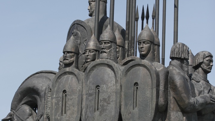 Кто на Русь с мечом пойдёт…: Монумент Александру Невскому на берегу Чудского озера откроет Путин