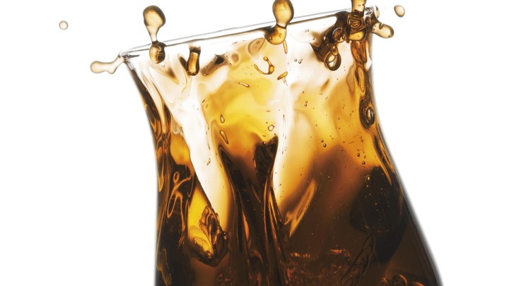 Подарочек к празднику: Из Казахстана на прилавки русских магазинов попала опасная кола