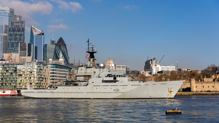 Путин в ловушке? Что пьёт этот репортёр?: Британцы подняли на смех Daily Express