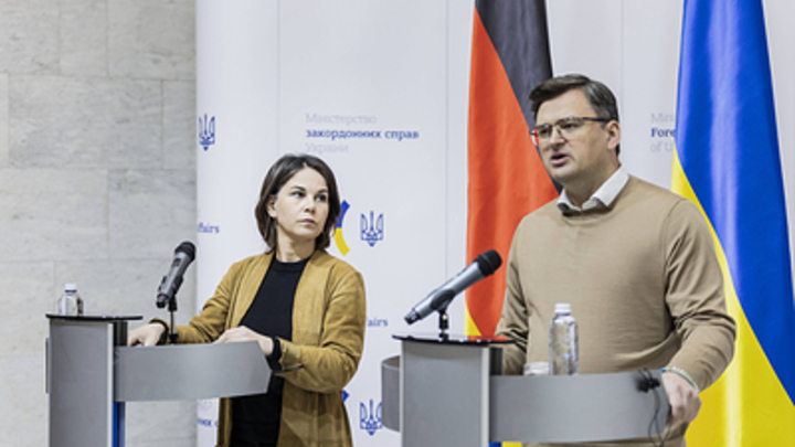 Киев намерен разгромить Черноморский флот, чтобы начать переговоры с Россией