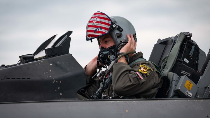В Белом доме рассказали о сроках начала обучения пилотов ВСУ на F-16