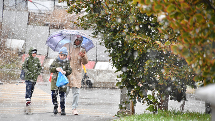 Метель на праздник Покрова Богородицы в Москве: Какой будет зима? Народные приметы