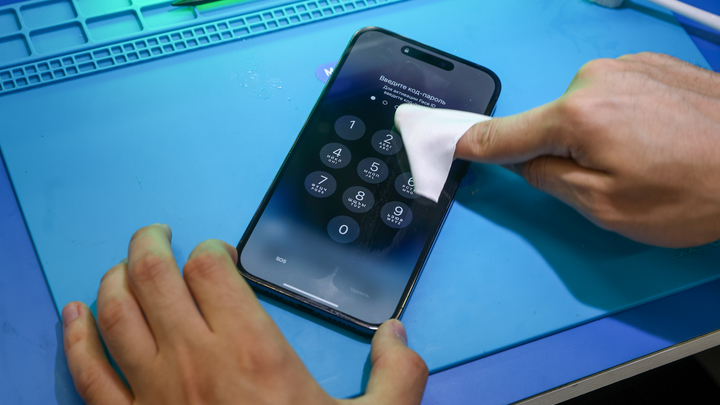 Боец Hardcore Fighting жестоко наказал свою возлюбленную за то, что она взяла его телефон